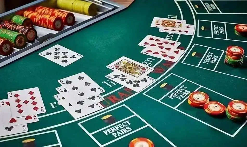 Hướng dẫn thao tác rút tiền trên giao diện v8win